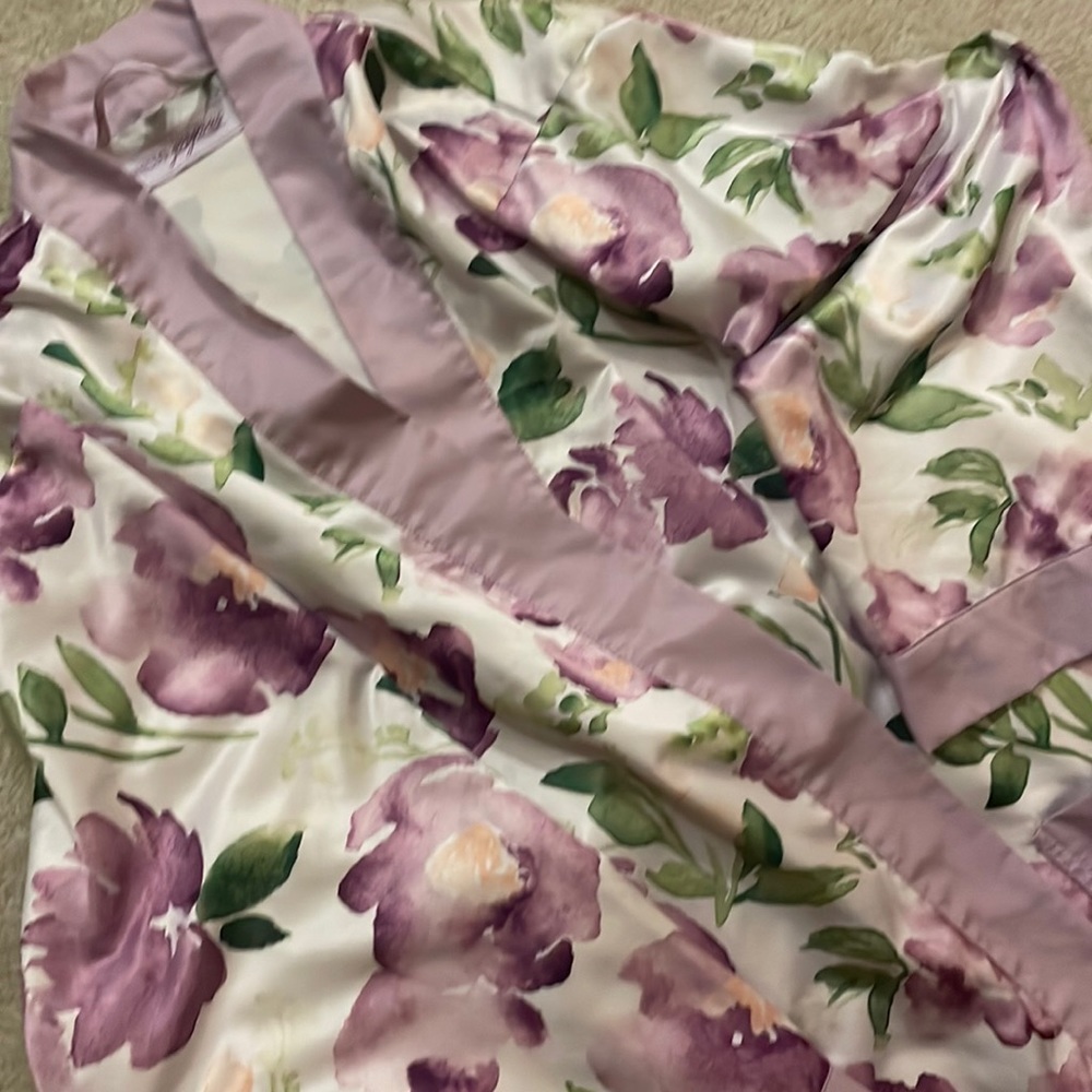 Lavender Floral robe